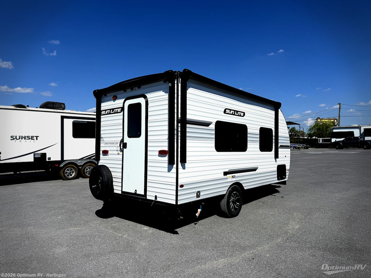 2026 Sunset Park RV Sun Lite 18RD - New Travel Trailer For Sale by Optimum RV - Harlingen in La Feria, Texas features Awning