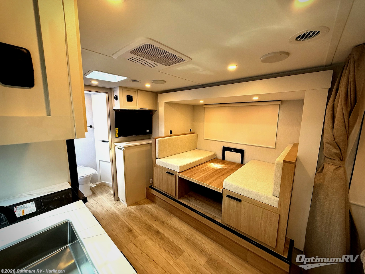 New 2026 Winnebago Micro Minnie 2108FBS available in La Feria, Texas