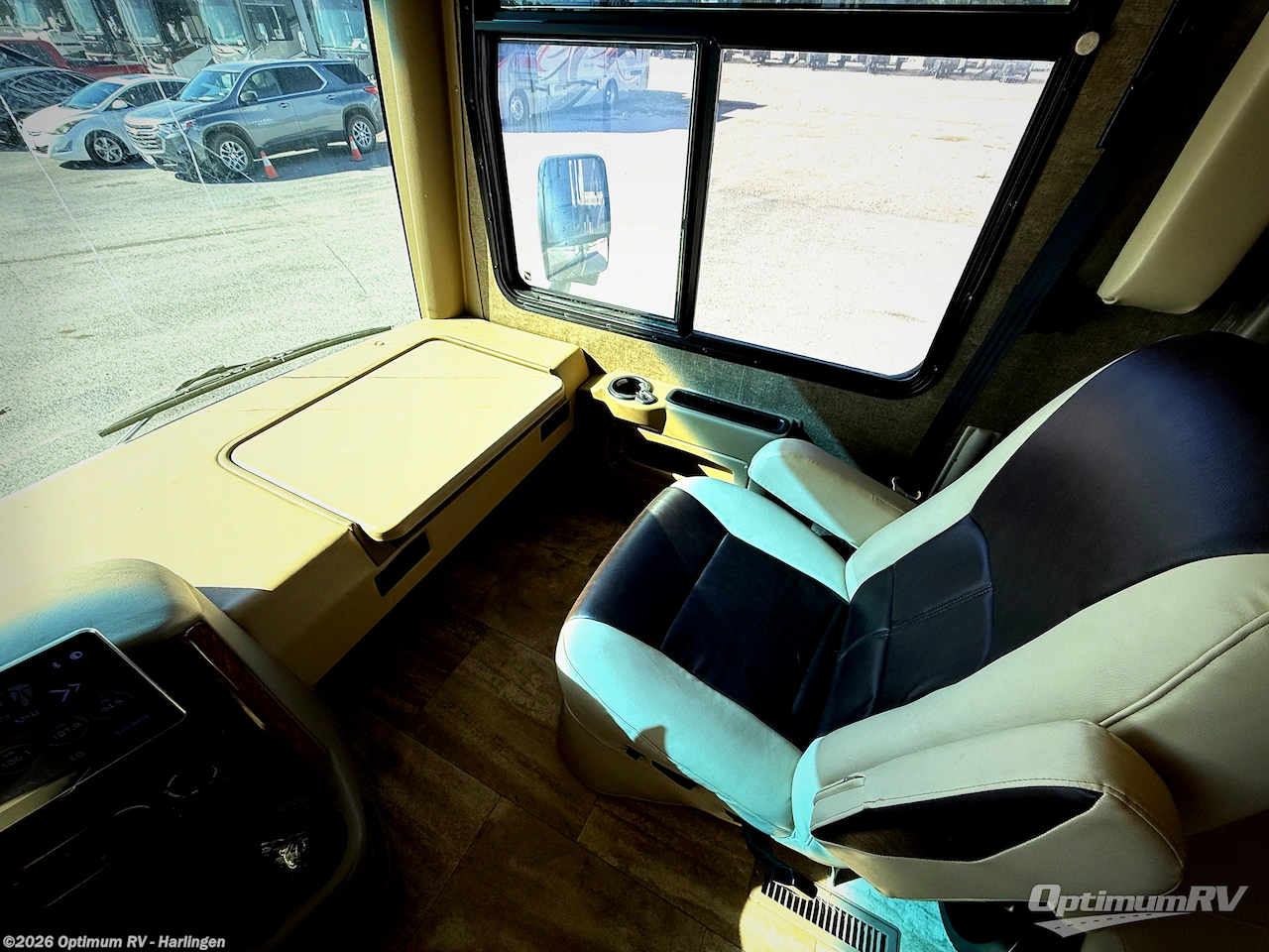 Used 2017 Thor Palazzo 33.2 available in La Feria, Texas