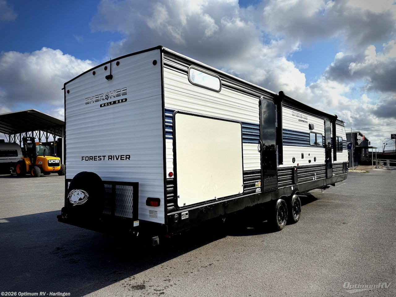 2026 Forest River Cherokee Wolf Den 301BH - New Travel Trailer For Sale by Optimum RV - Harlingen in La Feria, Texas features Slideout, Awning