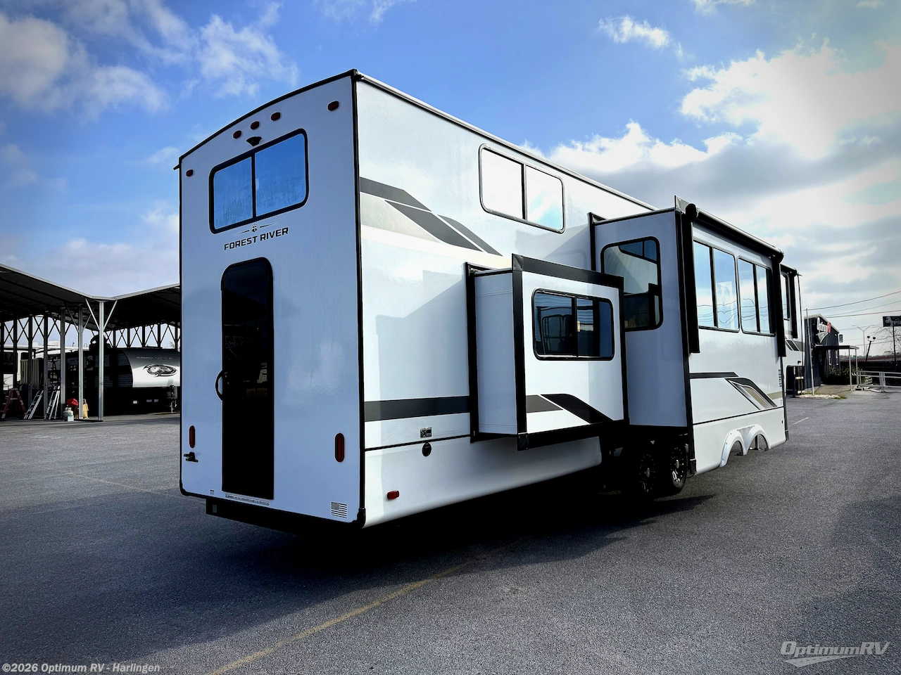 2026 Forest River Cherokee Sabre 36DBB - New Fifth Wheel For Sale by Optimum RV - Harlingen in La Feria, Texas features Awning, Slideout