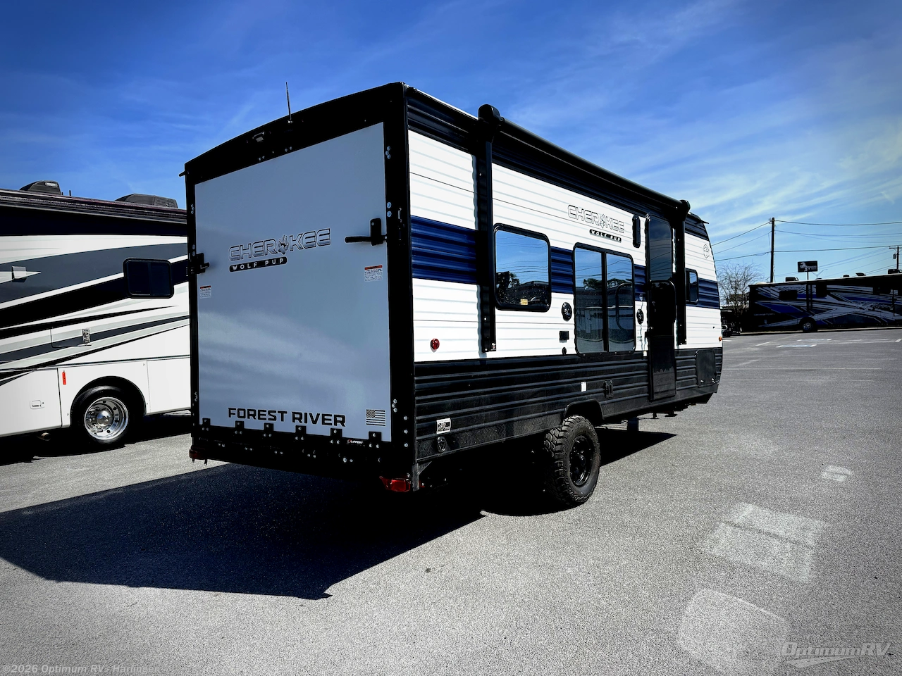 2026 Forest River Cherokee Wolf Pup 18RJBW - New Travel Trailer For Sale by Optimum RV - Harlingen in La Feria, Texas features Awning