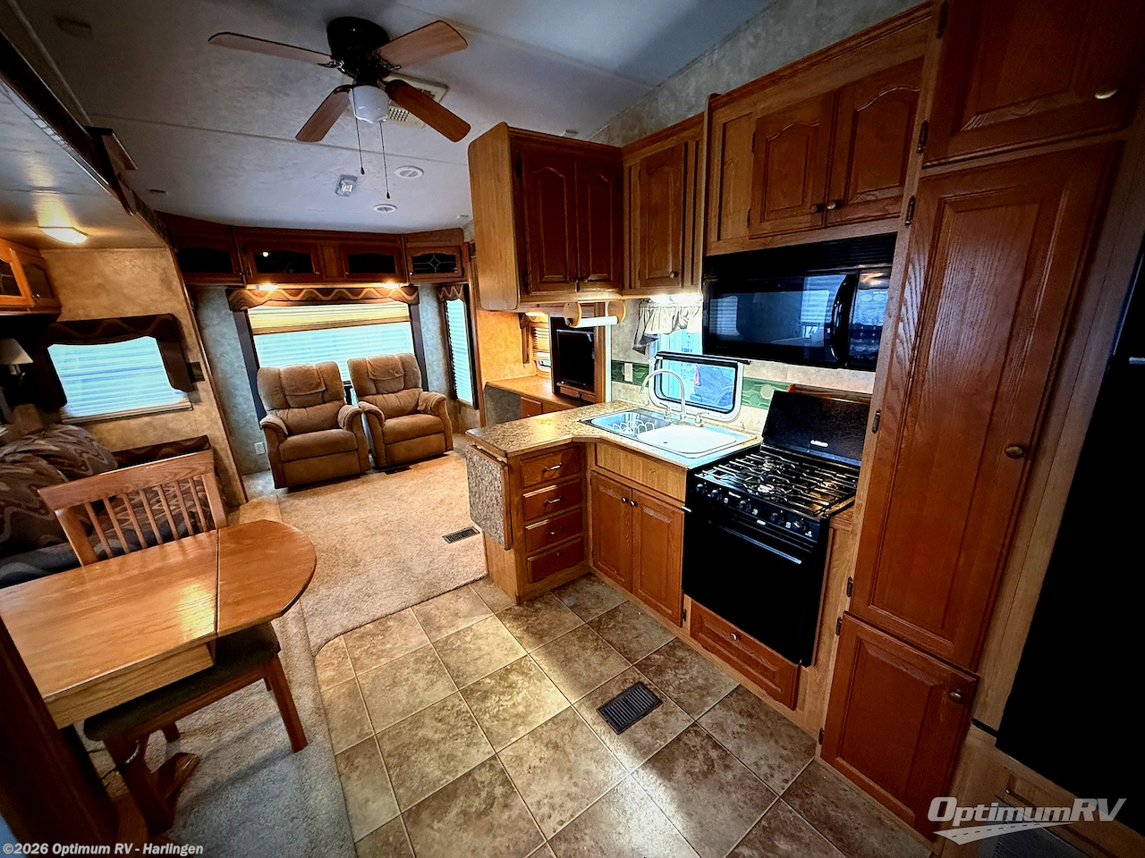 Used 2008 Forest River Cedar Creek Silverback 33LCDTS available in La Feria, Texas