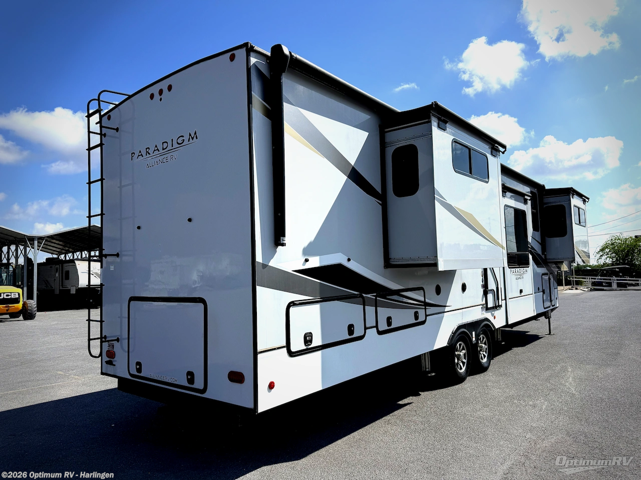 2022 Skyline Alliance Paradigm 385FL - Used Fifth Wheel For Sale by Optimum RV - Harlingen in La Feria, Texas features Awning, Slideout