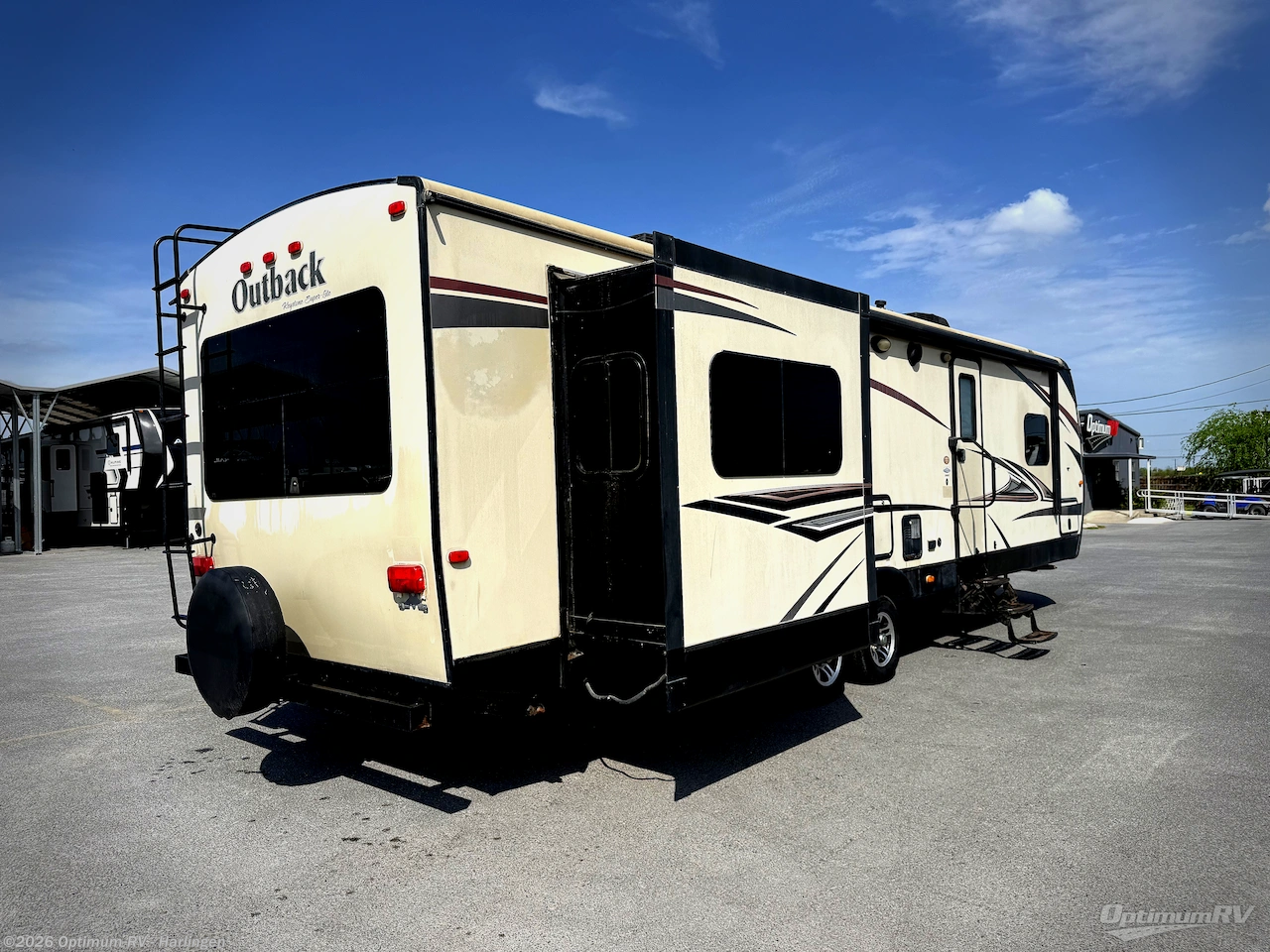 2015 Keystone Outback 298RE - Used Travel Trailer For Sale by Optimum RV - Harlingen in La Feria, Texas features Slideout