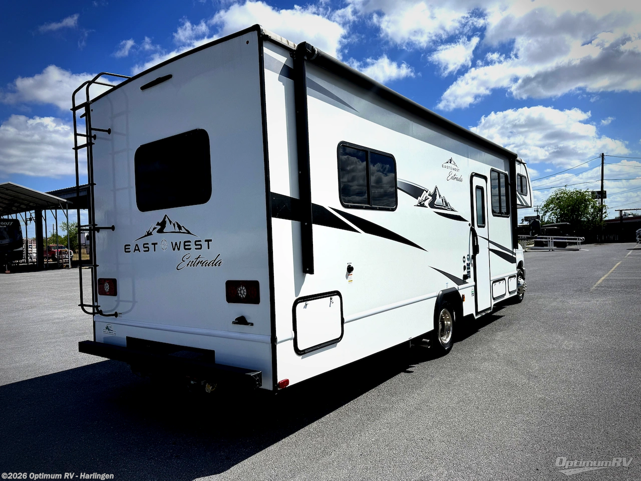 2025 East to West Entrada 2700NS - Used Class C For Sale by Optimum RV - Harlingen in La Feria, Texas features Awning
