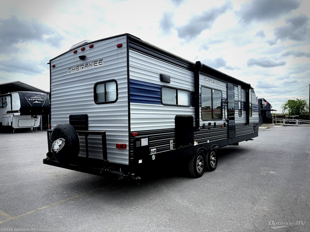 2021 Forest River Cherokee 274RK - Used Travel Trailer For Sale by Optimum RV - Harlingen in La Feria, Texas features Slideout, Awning