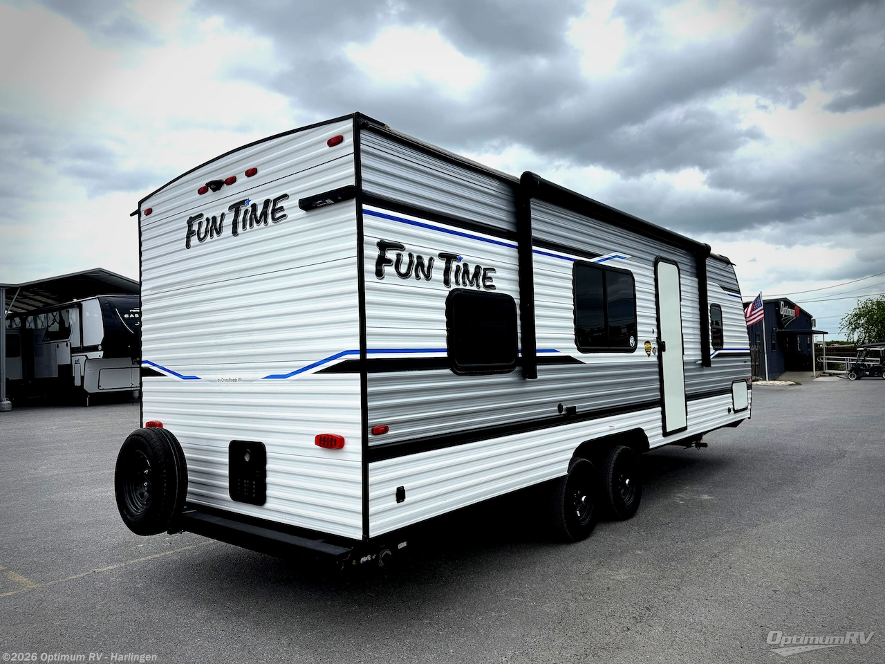 2024 CrossRoads Fun Time 250RR - Used Travel Trailer For Sale by Optimum RV - Harlingen in La Feria, Texas features Awning