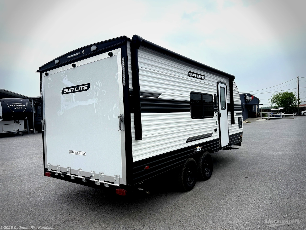 2026 Sunset Park RV Sun Lite 21TH - New Travel Trailer For Sale by Optimum RV - Harlingen in La Feria, Texas