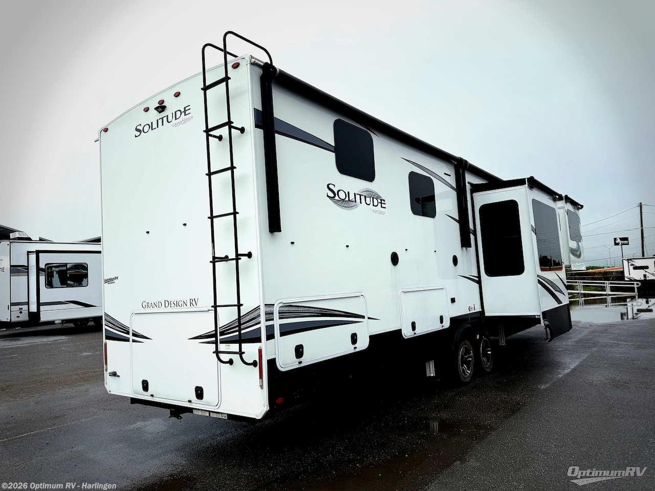 2021 Grand Design Solitude 380FL - Used Fifth Wheel For Sale by Optimum RV - Harlingen in La Feria, Texas features Slideout, Awning