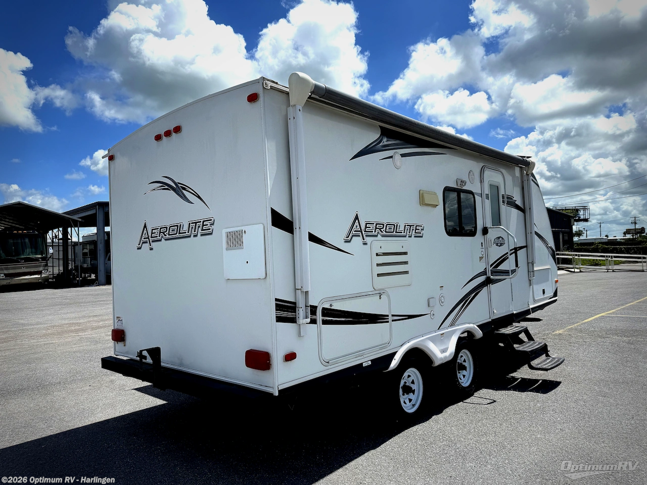 2012 Dutchmen Aerolite 212RBSL - Used Travel Trailer For Sale by Optimum RV - Harlingen in La Feria, Texas features Slideout