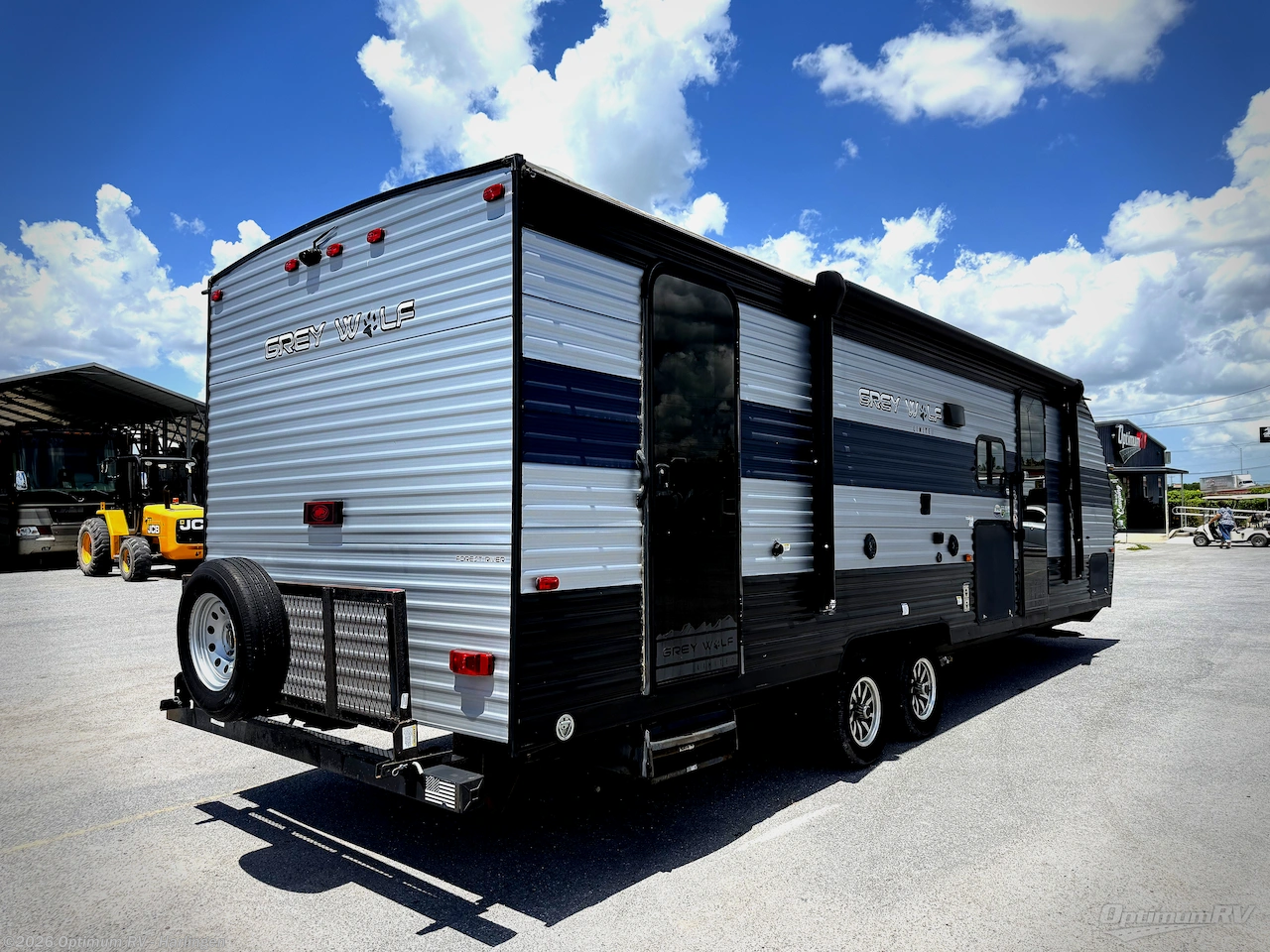 2022 Forest River Cherokee Grey Wolf 26DBH - Used Travel Trailer For Sale by Optimum RV - Harlingen in La Feria, Texas features Slideout, Awning