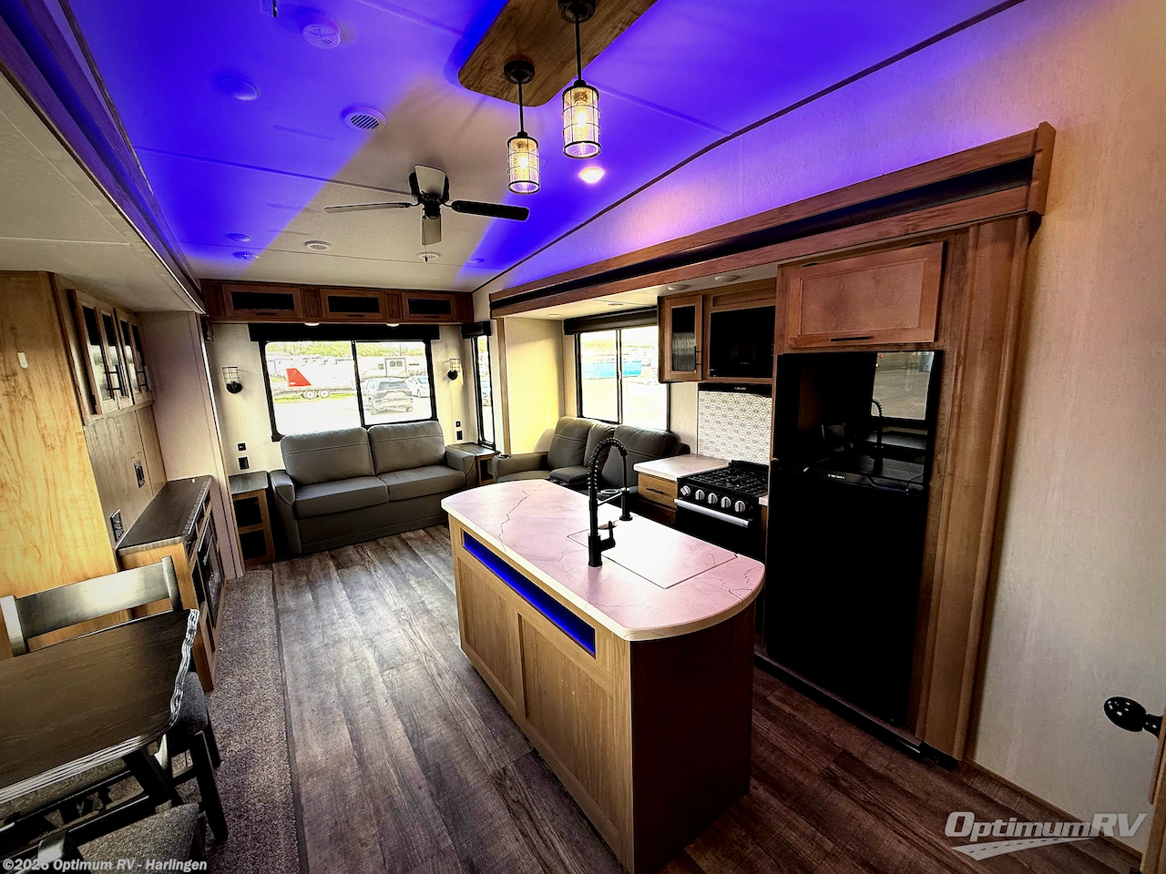 Used 2023 Forest River Cherokee Arctic Wolf Suite 3550 available in La Feria, Texas