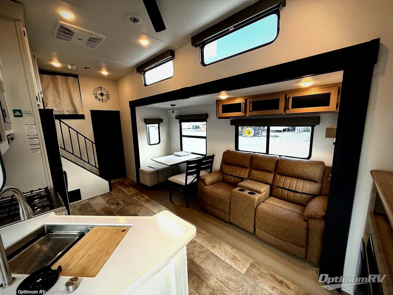 Used 2025 Palomino Puma Destination 429LFT available in La Feria, Texas