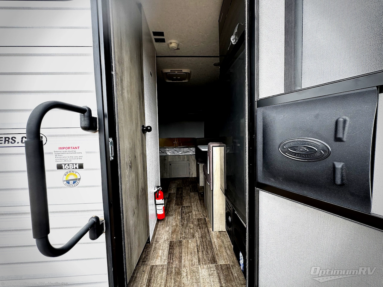 New 2026 Sunset Park RV Sun Lite 16BH available in La Feria, Texas