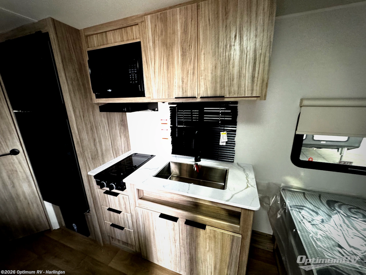 2026 Winnebago Access 18DBH - New Travel Trailer For Sale by Optimum RV - Harlingen in La Feria, Texas