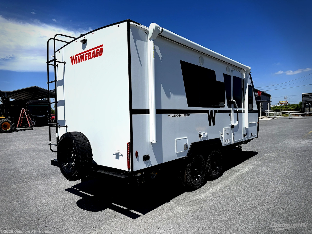 2027 Winnebago Micro Minnie 1800BH - New Travel Trailer For Sale by Optimum RV - Harlingen in La Feria, Texas features Awning