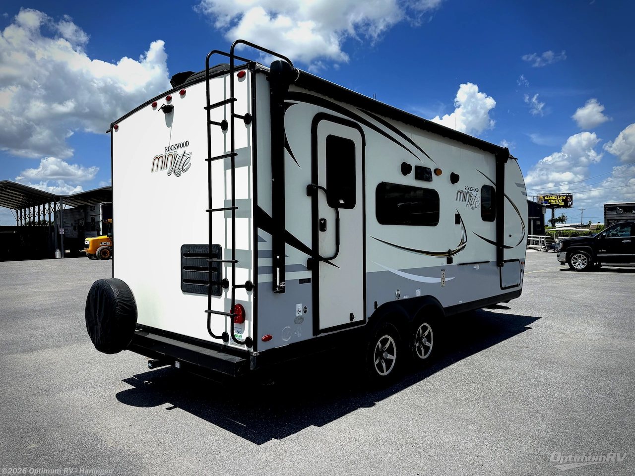 2021 Forest River Rockwood Mini Lite 2205S - Used Travel Trailer For Sale by Optimum RV - Harlingen in La Feria, Texas features Awning, Slideout