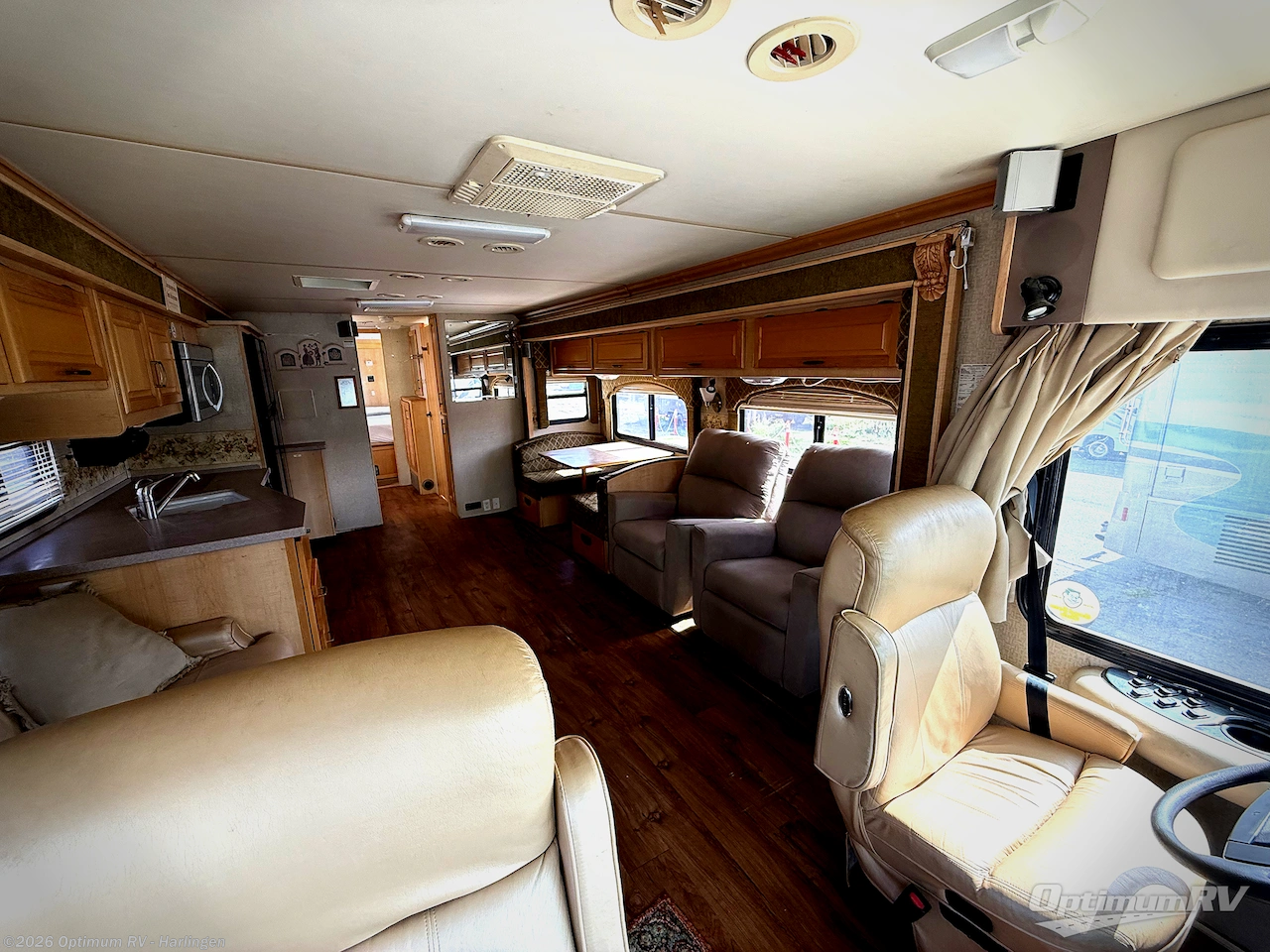 Used 2004 Fleetwood Bounder Diesel 38N available in La Feria, Texas