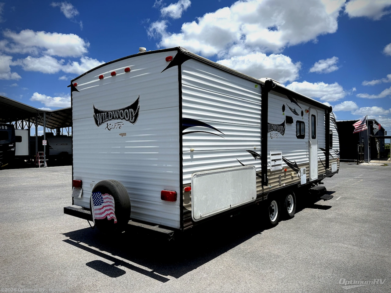 2015 Forest River Wildwood X-Lite 271RBXL - Used Travel Trailer For Sale by Optimum RV - Harlingen in La Feria, Texas features Slideout
