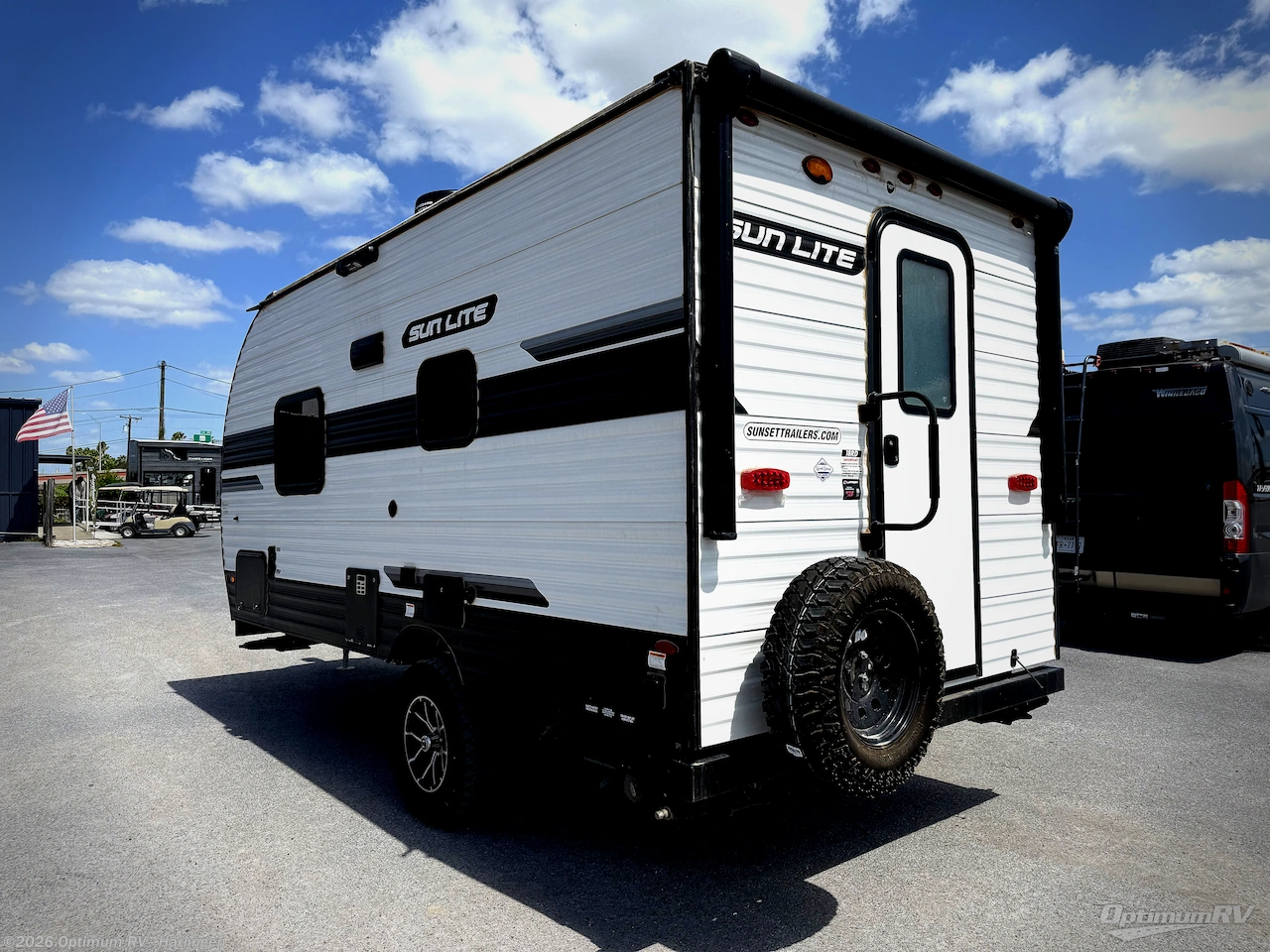 2025 Sun Lite 18RD by Sunset Park RV from Optimum RV - Harlingen in La Feria, Texas