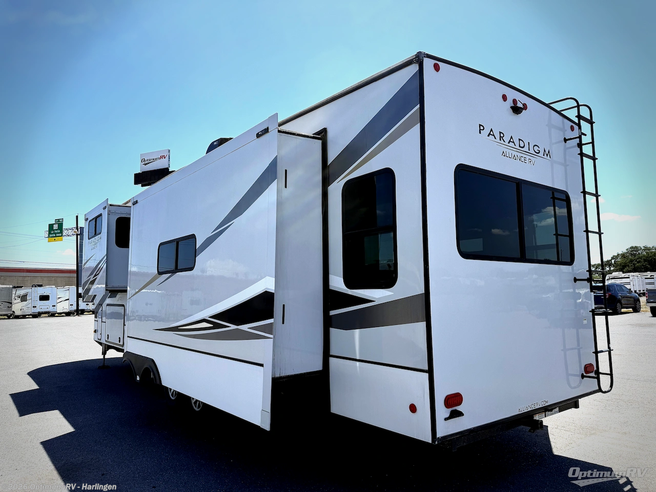 2021 Alliance Paradigm 370FB by Skyline from Optimum RV - Harlingen in La Feria, Texas