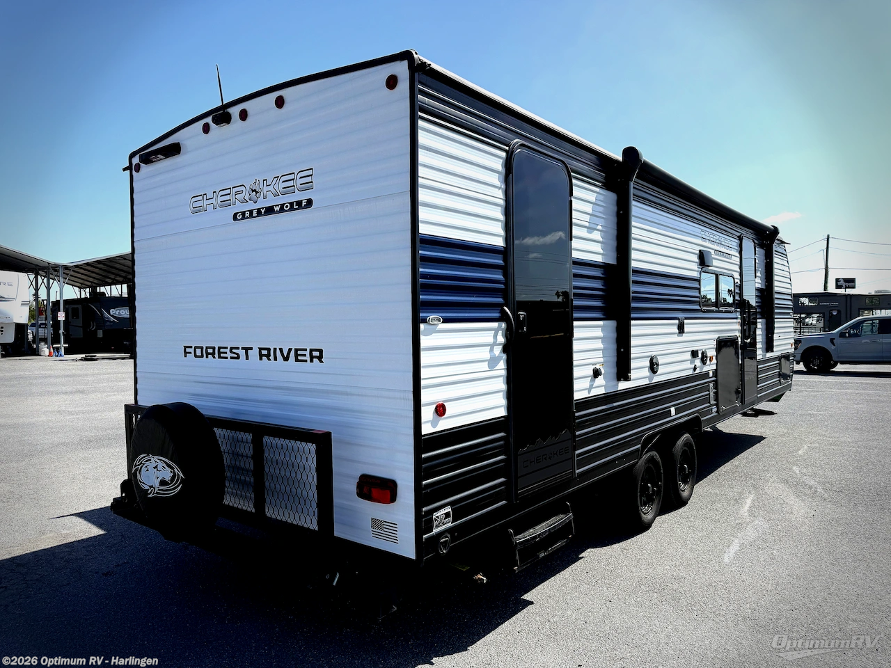 2025 Forest River Cherokee Grey Wolf 26DBH - Used Travel Trailer For Sale by Optimum RV - Harlingen in La Feria, Texas features Slideout, Awning