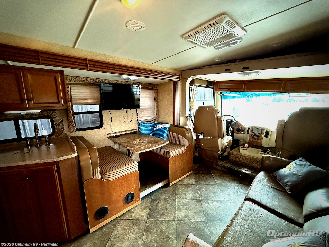 Used 2014 Thor Hurricane 32N available in La Feria, Texas