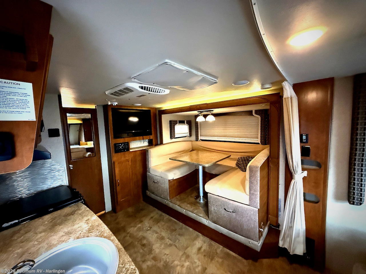 Used 2017 Lance Lance Travel Trailers 1985 available in La Feria, Texas