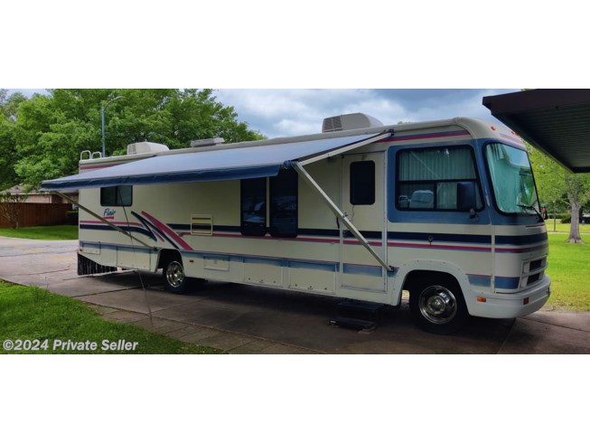1995 Fleetwood Flair - Used Class A For Sale by Randy in Houston, Texas