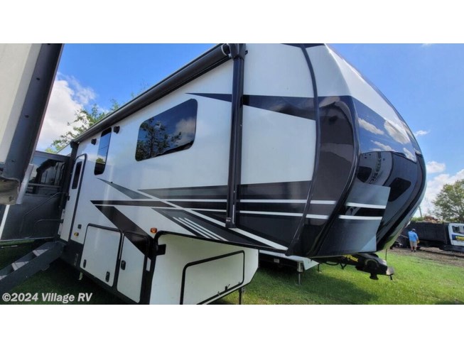 2021 K-Z Durango D348BHF - Used Fifth Wheel For Sale by Village RV in St. Augustine, Florida
