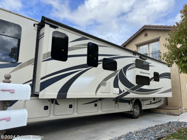 2017 Thor Motor Coach Windsport - Used Class A For Sale by Zachi in Irvine, California