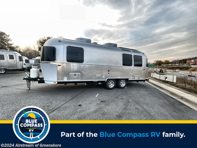 New 2024 Airstream Flying Cloud 25FB Twin available in Colfax, North Carolina