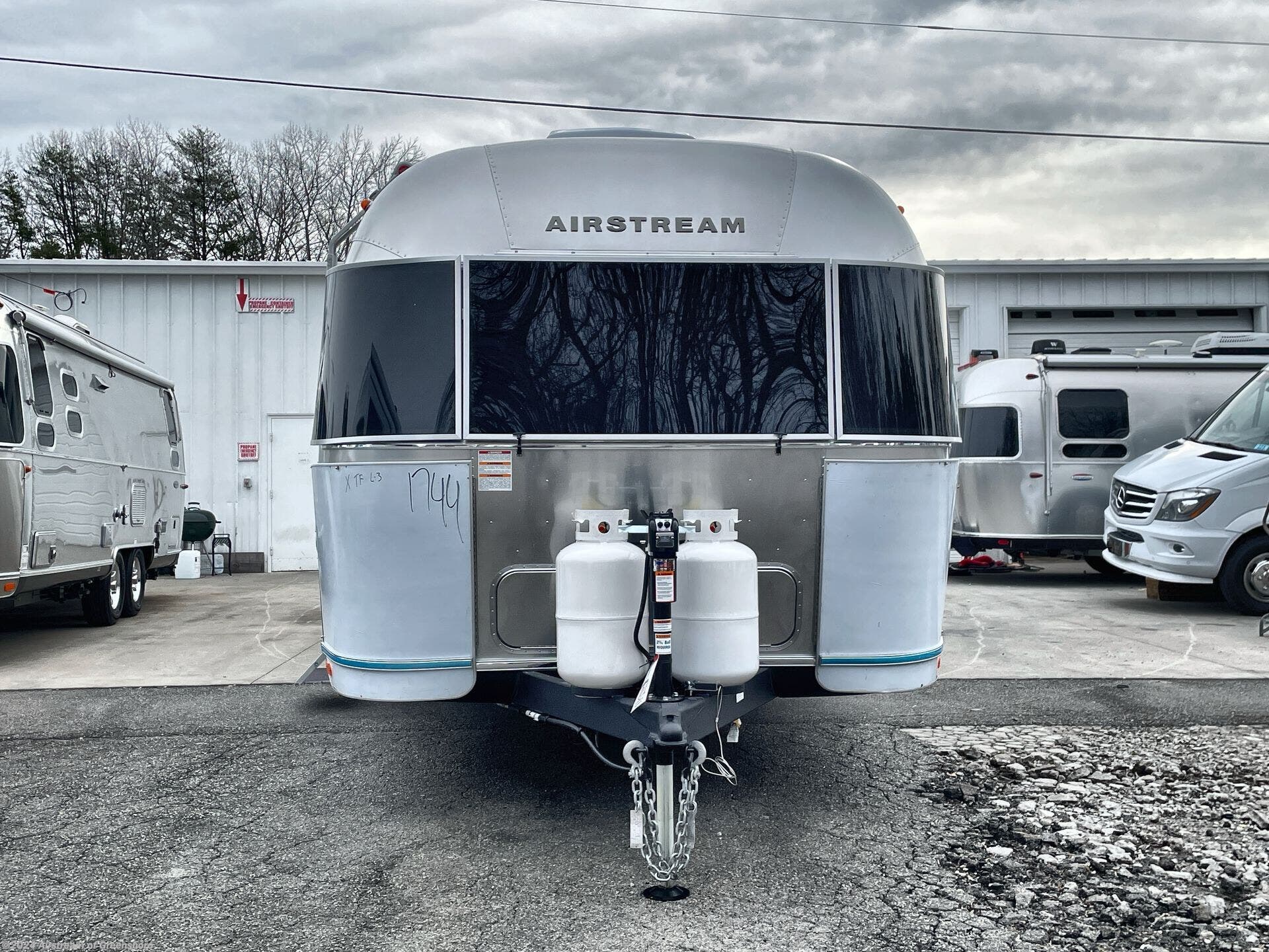 2024 Airstream Flying Cloud 30FB Bunk RV for Sale in Colfax, NC 27235