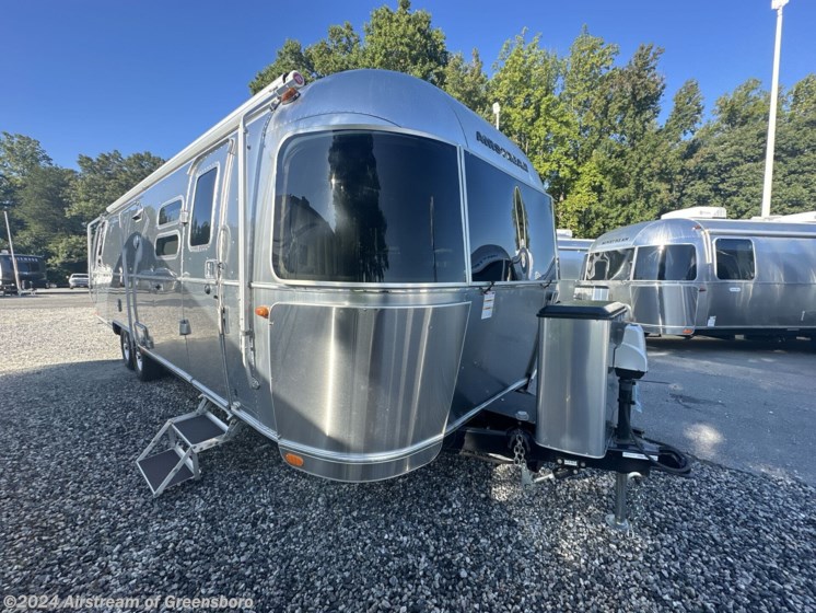 Used 2020 Airstream Flying Cloud 30RB available in Colfax, North Carolina