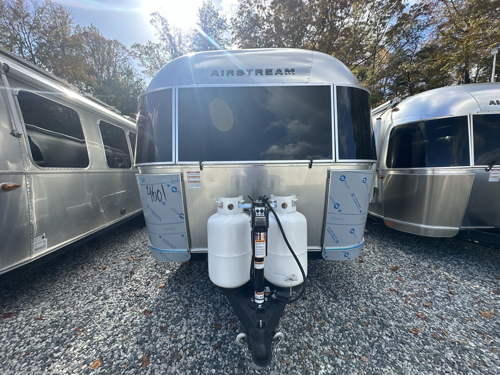 New 2025 Airstream International 25FB available in Colfax, North Carolina