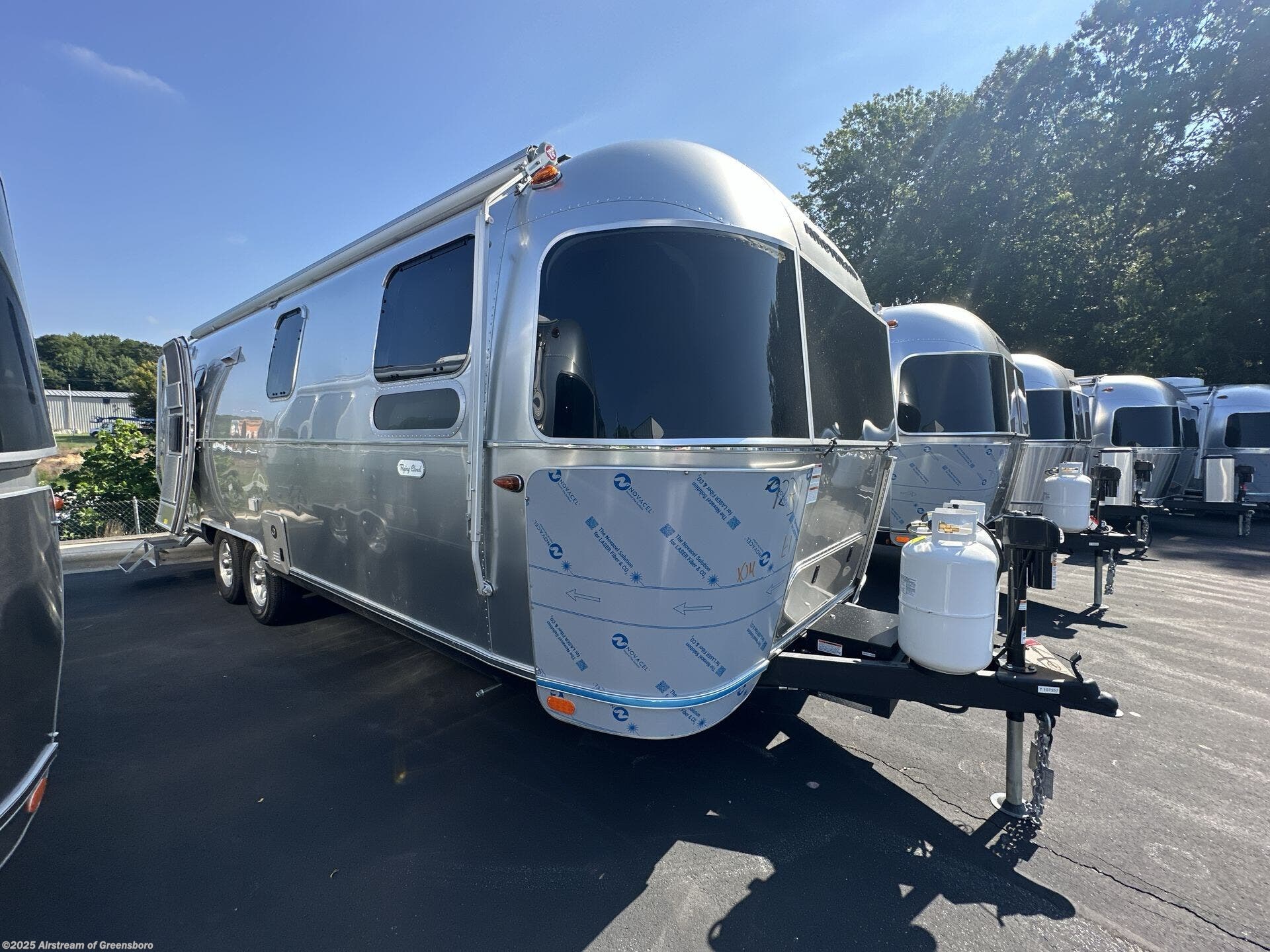 2026 Flying Cloud 27FB by Airstream from Airstream of Greensboro in Colfax, North Carolina