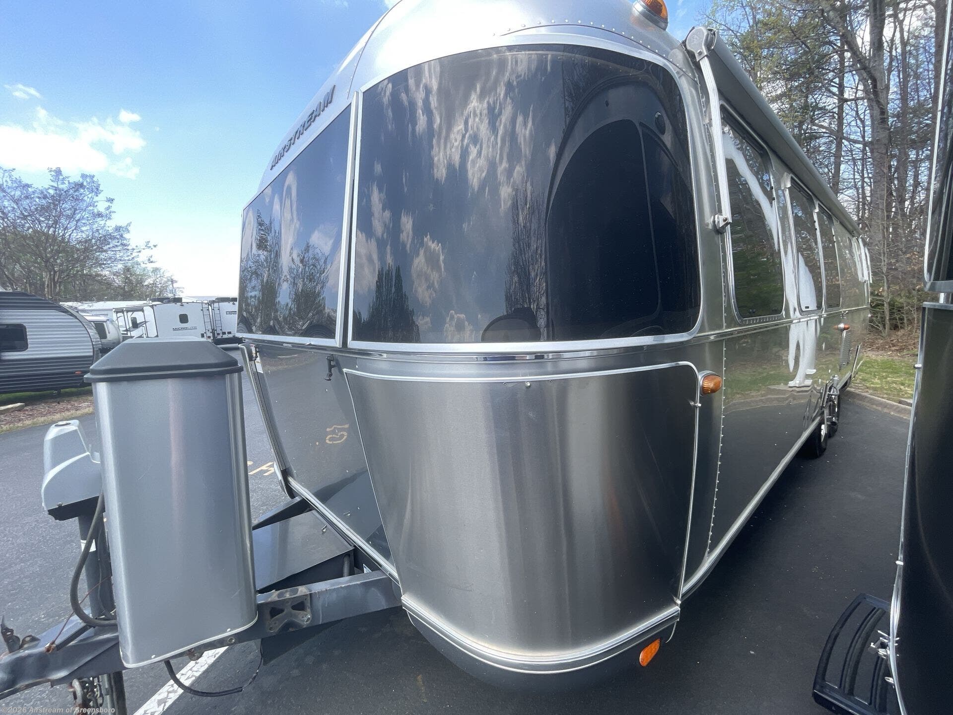 2016 Classic 30RBQ by Airstream from Airstream of Greensboro in Colfax, North Carolina