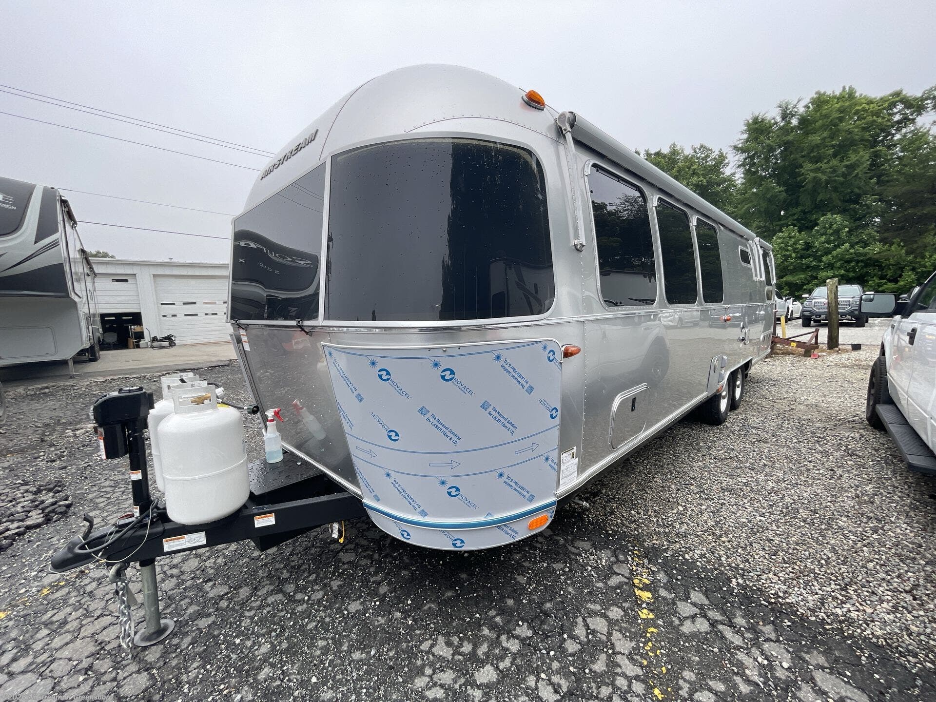 2026 Globetrotter 30RB Twin by Airstream from Airstream of Greensboro in Colfax, North Carolina