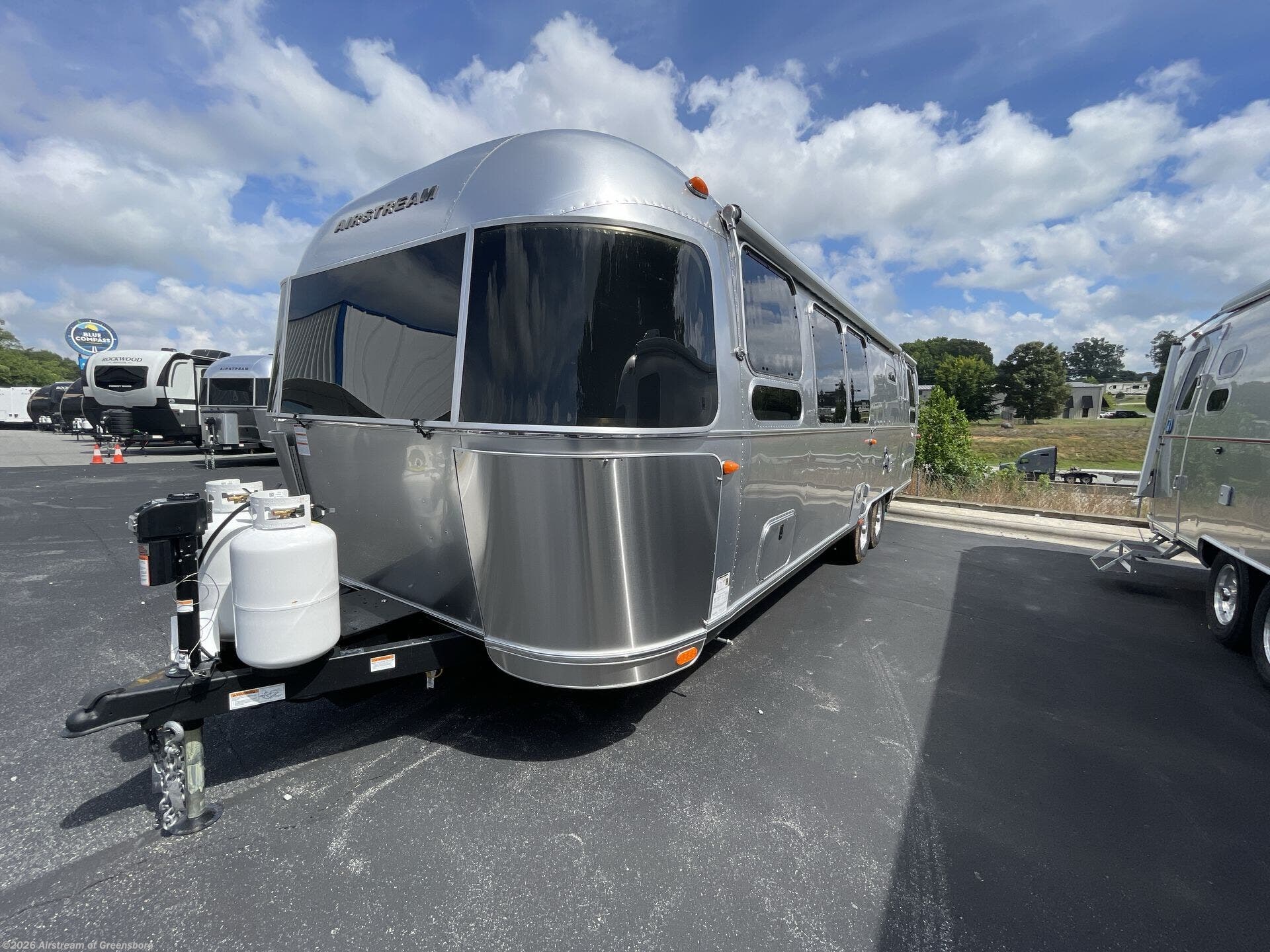 2027 International 30RB Twin by Airstream from Airstream of Greensboro in Colfax, North Carolina