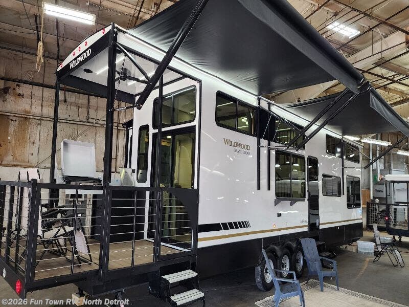 2025 Salem 42VERANDA by Forest River from Fun Town RV - North Detroit in North Branch, Michigan