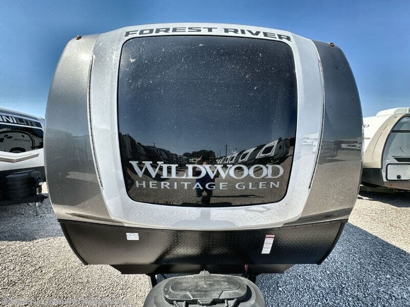 2025 Forest River Salem Hemisphere 314BUD - New Travel Trailer For Sale by Fun Town RV - North Detroit in North Branch, Michigan