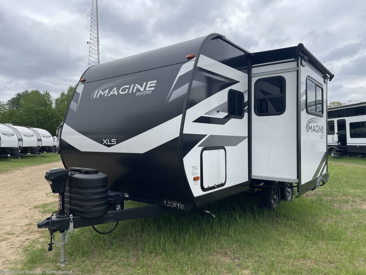 2024 Imagine 17MKE by Grand Design from Fun Town RV - North Detroit in North Branch, Michigan