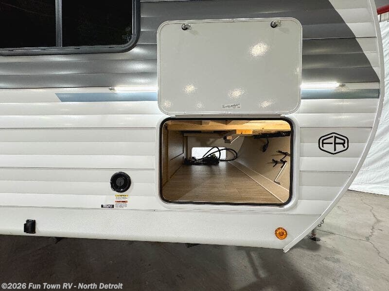 2025 Forest River Salem 27RK - New Travel Trailer For Sale by Fun Town RV - North Detroit in North Branch, Michigan