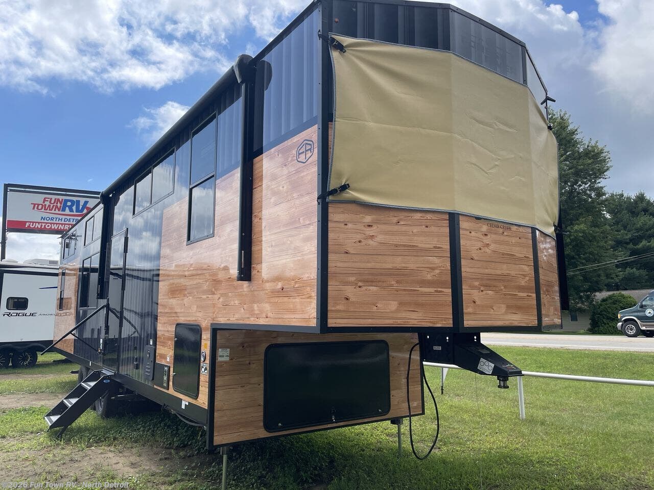 2025 Forest River Cedar Creek Cottage 41FWC - New Fifth Wheel For Sale by Fun Town RV - North Detroit in North Branch, Michigan