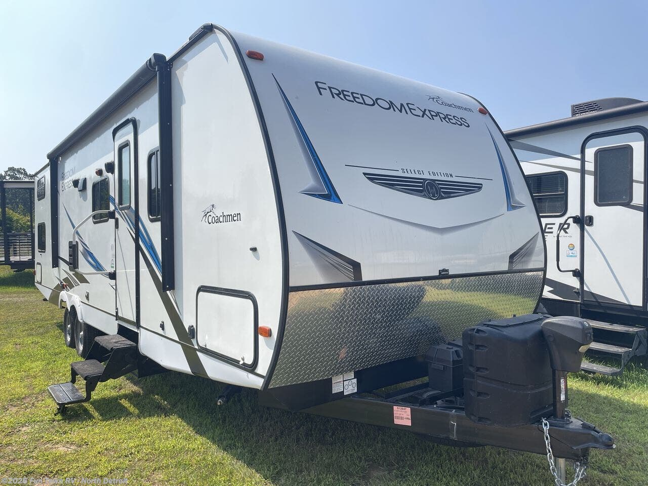2020 Coachmen Freedom Express 29SE - Used Travel Trailer For Sale by Fun Town RV - North Detroit in North Branch, Michigan