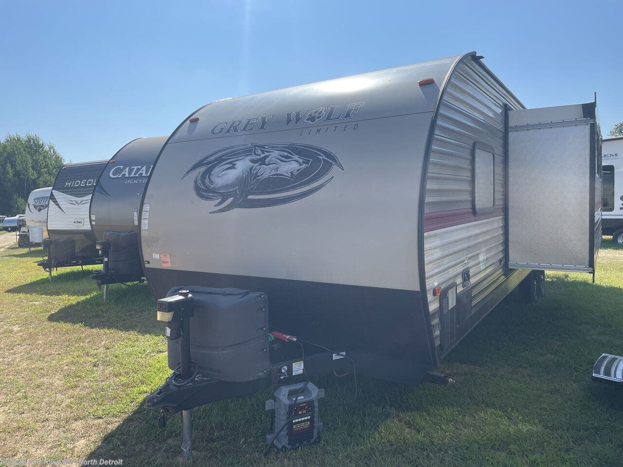 2018 Cherokee Grey Wolf 27DBS by Forest River from Fun Town RV - North Detroit in North Branch, Michigan