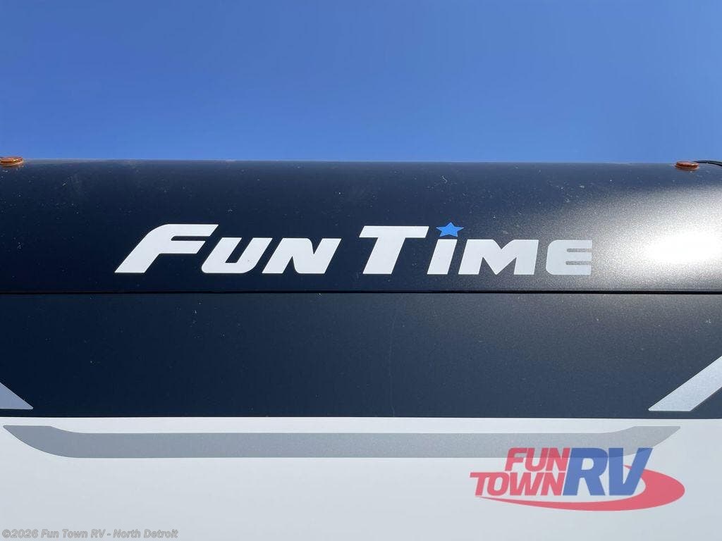 2026 Fun Time 26RB by CrossRoads from Fun Town RV - North Detroit in North Branch, Michigan