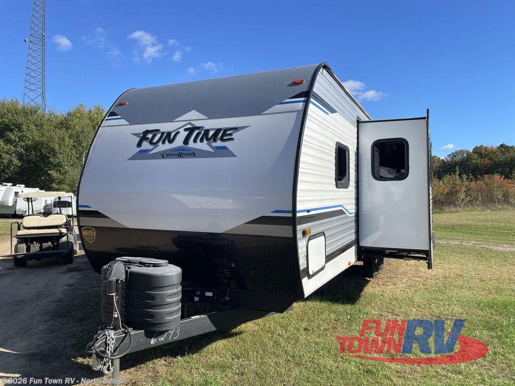Used 2024 CrossRoads Fun Time 290SK available in North Branch, Michigan