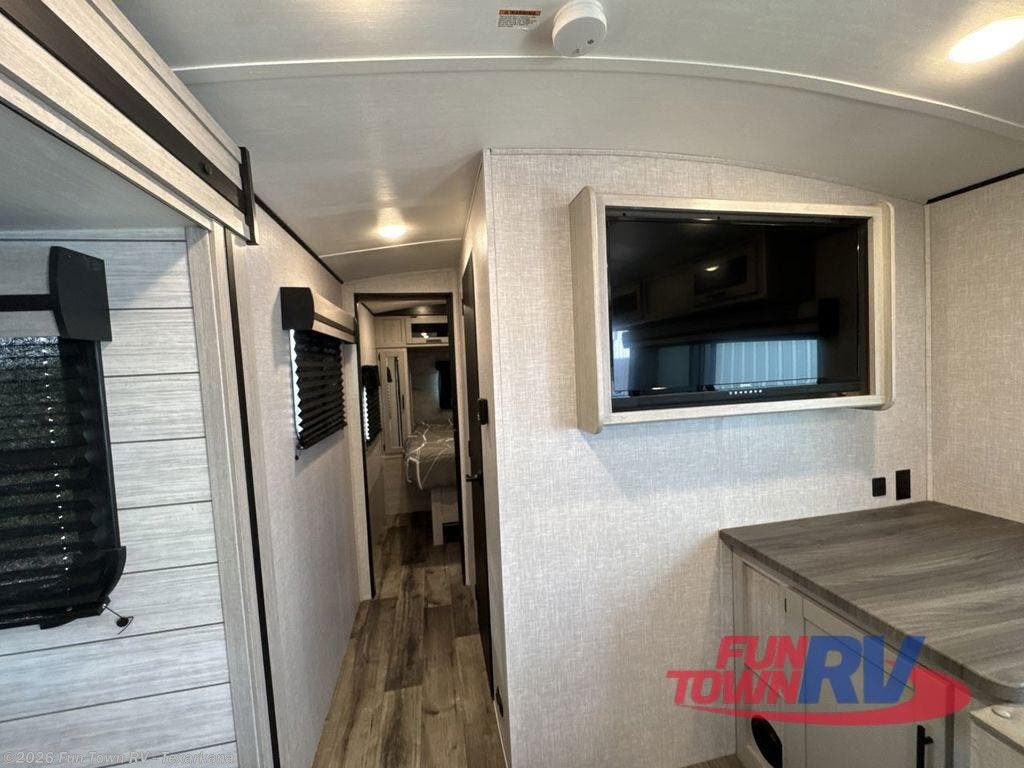 2024 Sunset Trail SS256RK by CrossRoads from Fun Town RV - Texarkana in Texarkana, Arkansas